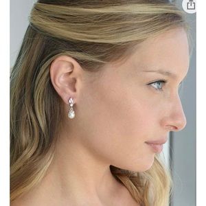 Mariell Light Ivory Pearl Drop Vintage Earrings